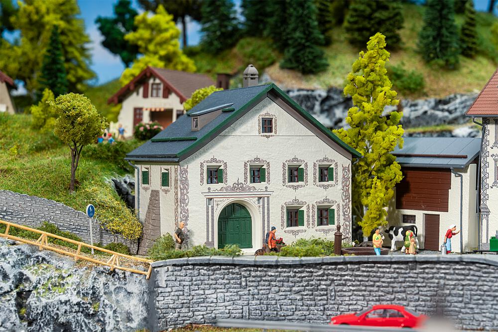 Guarda Casa nei Grigioni Scala H0 DS Modellismo Guarda Casa nei Grigioni scala H0 Faller