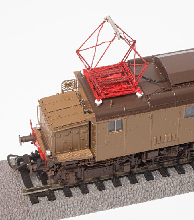 Locomotiva Elettrica E.428.037 FS di Prima Serie con Prese d'Aria Basse (Esclusiva eMMemodels) Scala H0 DS Modellismo Locomotiva Elettrica E.428.037 FS scala H0