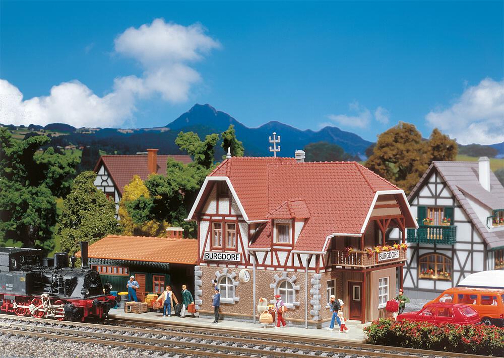 Stazione ferroviaria di Burgdorf Scala H0 DS Modellismo Stazione ferroviaria di Burgdorf scala H0