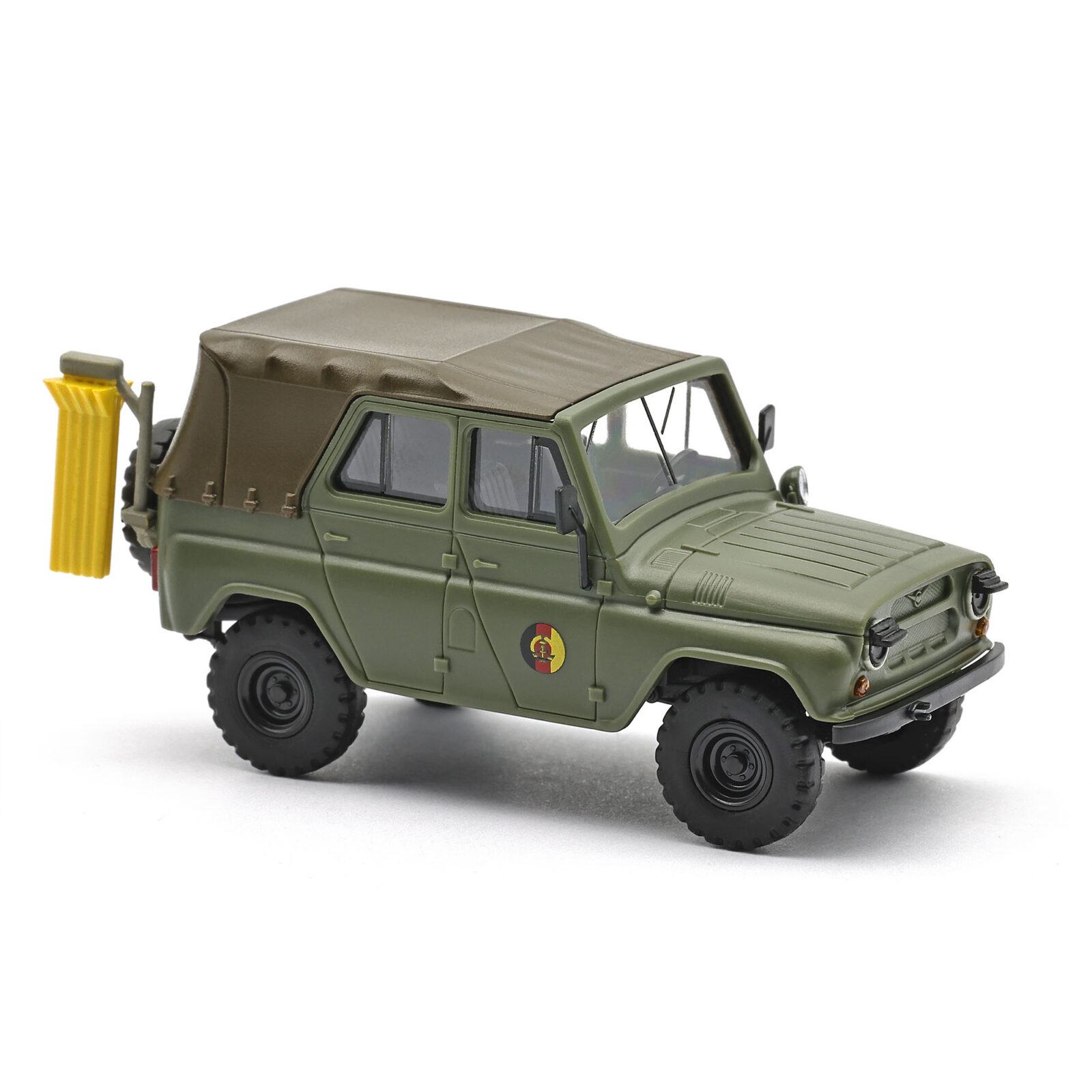 UAZ 469 - Servizio Tecnico Militare NVA Scala H0 DS Modellismo UAZ 469 Servizio Tecnico Militare scala H0