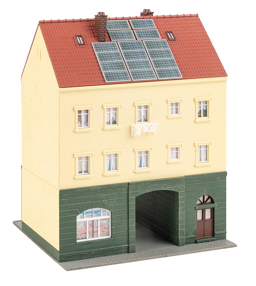 Casa di città con negozio di modellismo Scala H0 DS Modellismo Casa di città negozio di modellismo scala H0