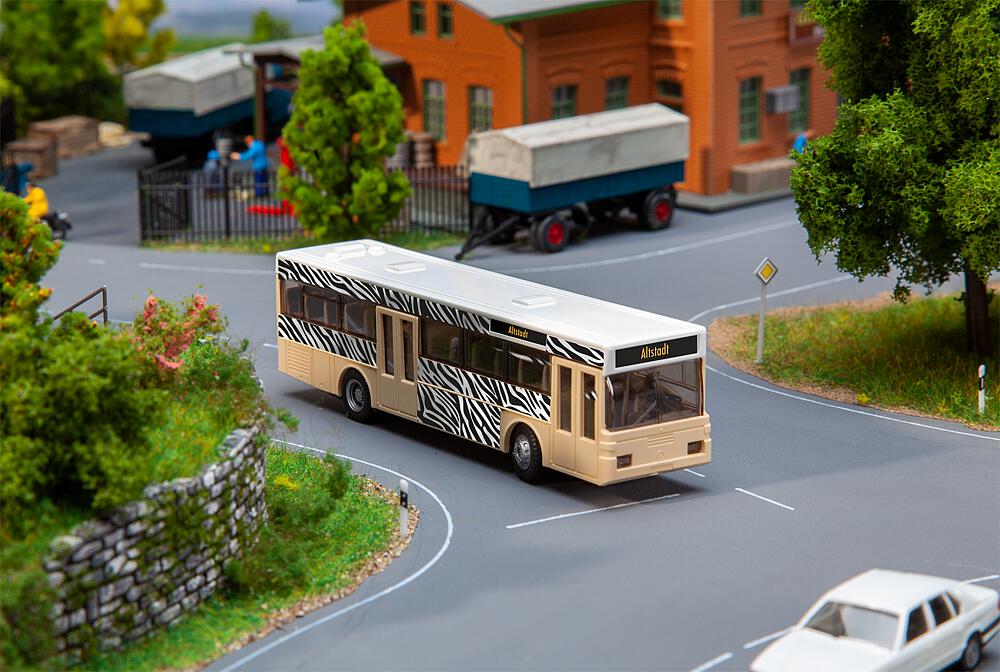 Car System Start-Set bus MB O405 incl. adesivi decorativi Scala H0 DS Modellismo Car System Start-Set bus MB O405 scala H0