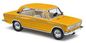 Lada 1600 arancione chiaro scala H0 Busch