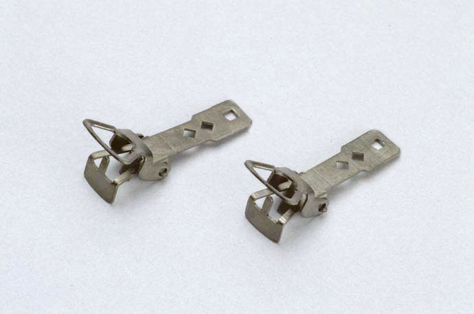 Gancio PIN 78/01, 2 pezzi per tutti i modelli realizzati prima del 1992 senza gancio corto a coulisse Scala H0 DS Modellismo Gancio PIN 78/01, 2 pezzi per tutti scala H0