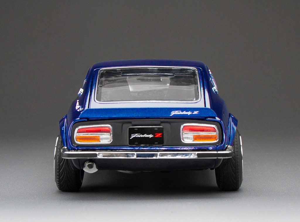 Nissan Fairlady Z (S30) DS Modellismo Nissan Fairlady Z (S30) scala 1:18 Sun Star
