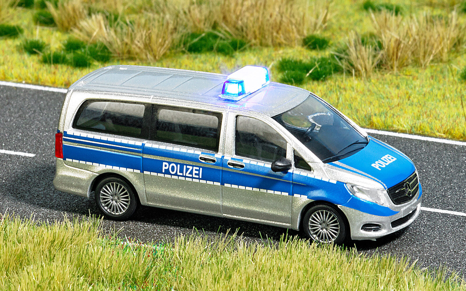 Mercedes Classe V Polizia Scala H0 DS Modellismo Mercedes Classe V Polizia scala H0 Busch