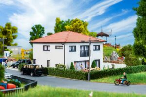 Casa moderna WeberHaus scala H0 Faller