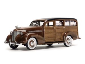 1939 Chevrolet Woody Surf Wagon scala 1:18