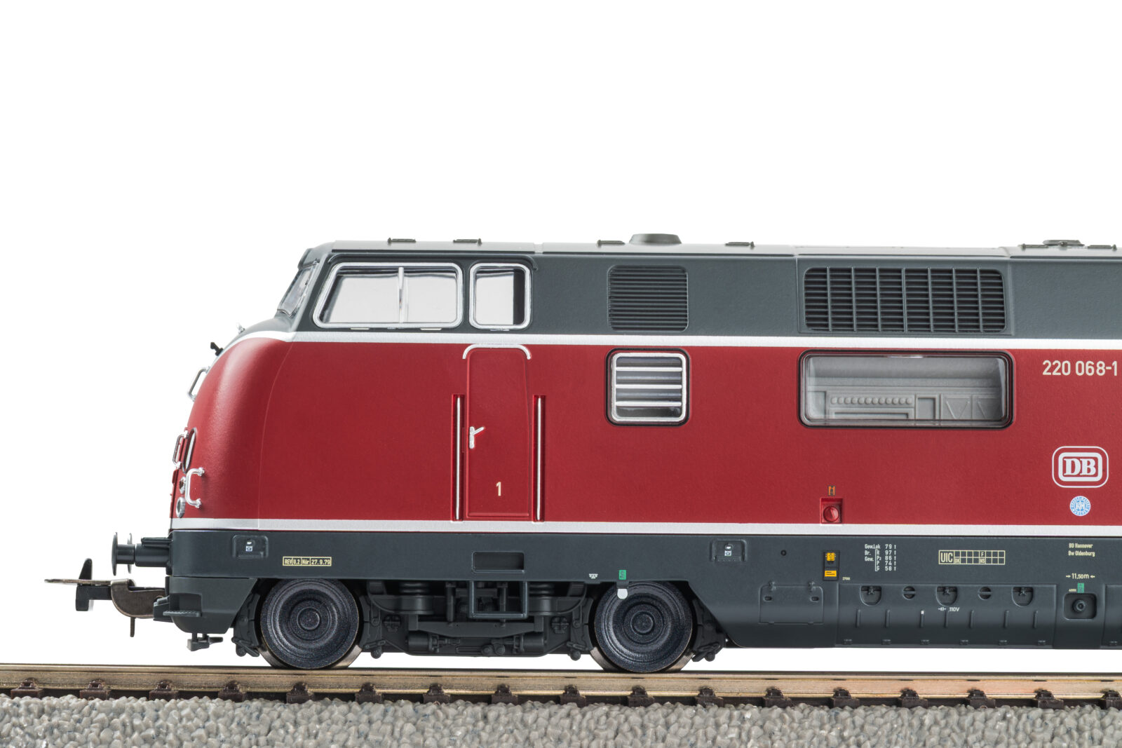 Locomotiva Diesel BR 220 DB Epoca IV Scala H0 DS Modellismo Locomotiva Diesel BR 220 DB Epoca scala H0