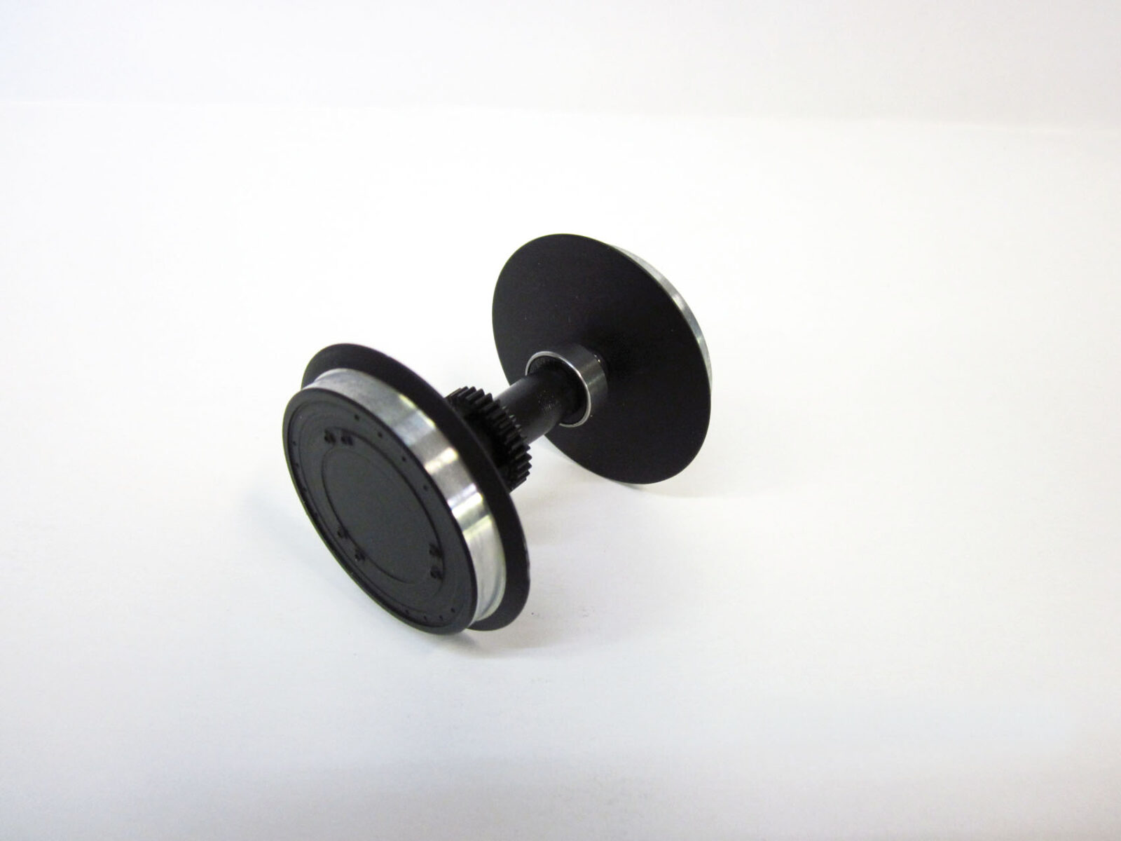 Coppia ruote con ingranaggio + cuscinetto a sfere per BR 182 Scala G DS Modellismo Coppia ruote ingranaggio cuscinetto scala G