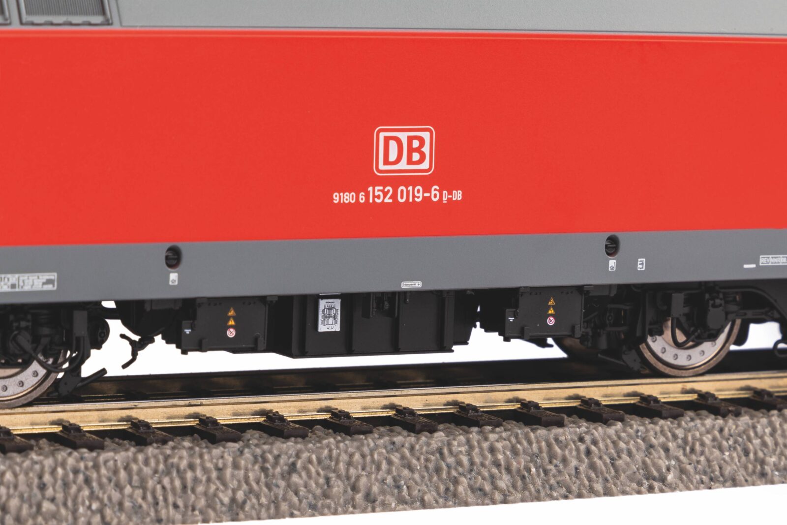 Locomotiva elettrica BR 152 DB AG Epoca VI Scala H0 DS Modellismo Locomotiva elettrica BR 152 DB AG scala H0