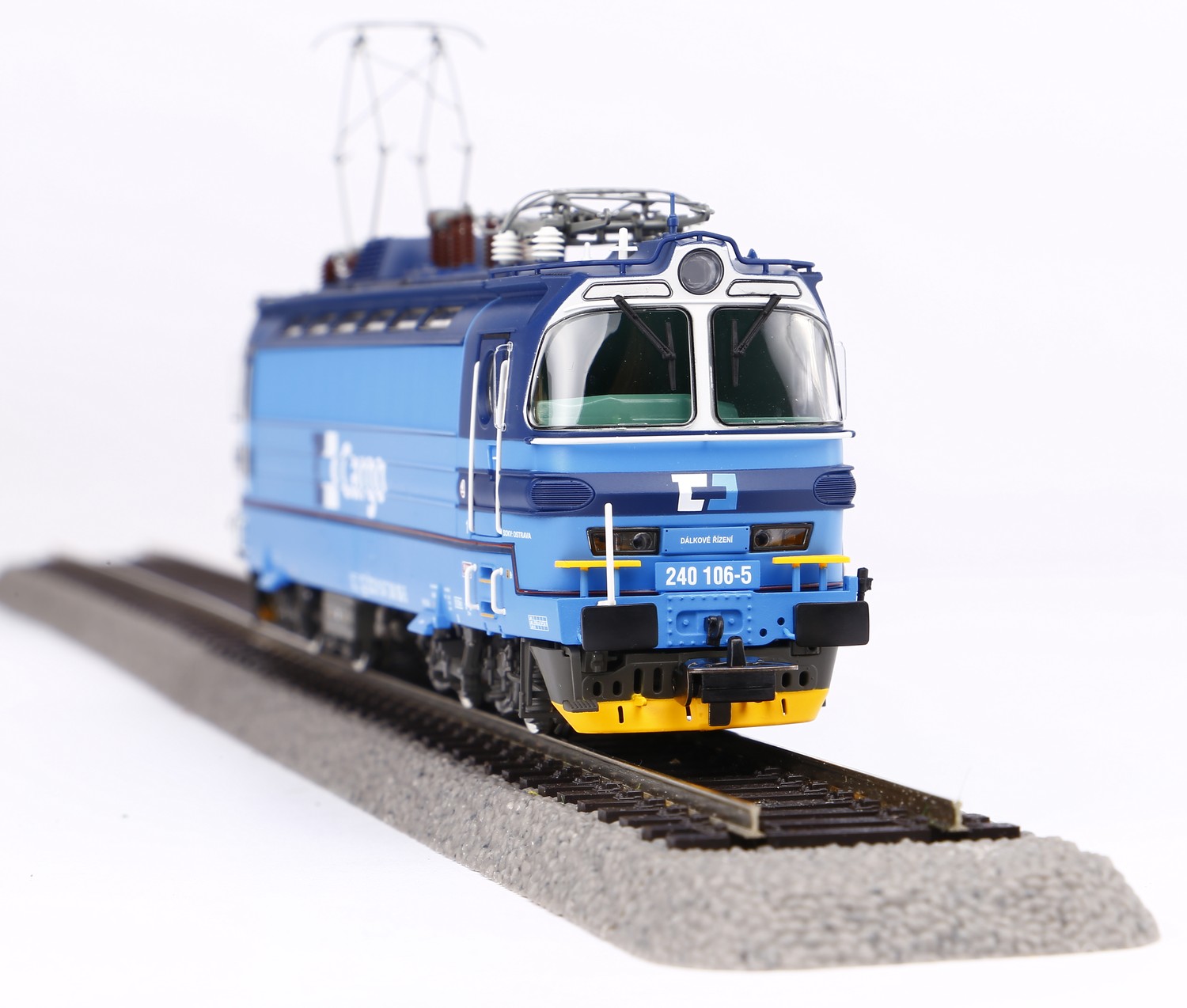 Locomotiva elettrica BR 240 CD Cargo Epoca VI Scala H0 DS Modellismo Locomotiva elettrica BR 240 CD scala H0