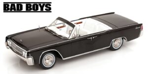 Lincoln Continental Convertible scala 1/18