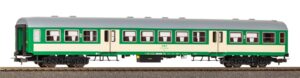 Carrozza per pendolari 120A PKP scala H0