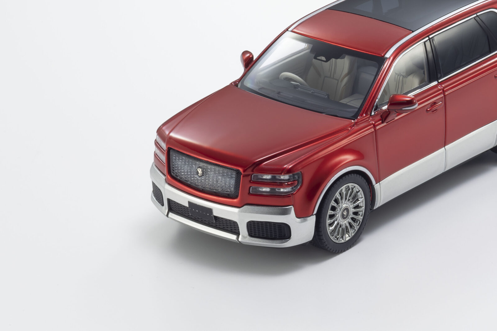Toyota Century DS Modellismo Toyota Century scala 1:43 Kyosho