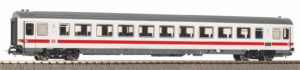 Carrozza Passeggeri Bpmz 284 2^ scala H0