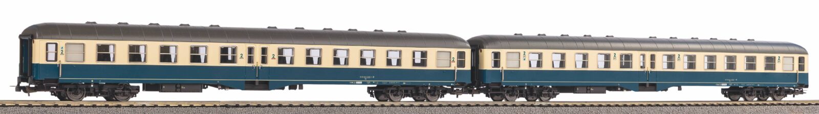 Set 2 Carrozze Passeggeri a Vestibolo Centrale DR Epoca IV Scala H0 DS Modellismo Set 2 Carrozze Passeggeri scala H0