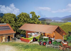 Rimessa per Mezzi Agricoli scala H0 Faller