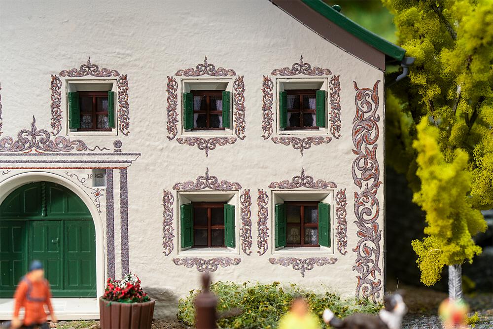 Guarda Casa nei Grigioni Scala H0 DS Modellismo Guarda Casa nei Grigioni scala H0 Faller