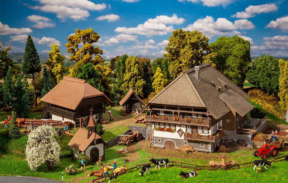 Set Edifici Foresta Nera Vogtsbauernhof Scala H0 DS Modellismo Set Edifici Foresta Nera scala H0