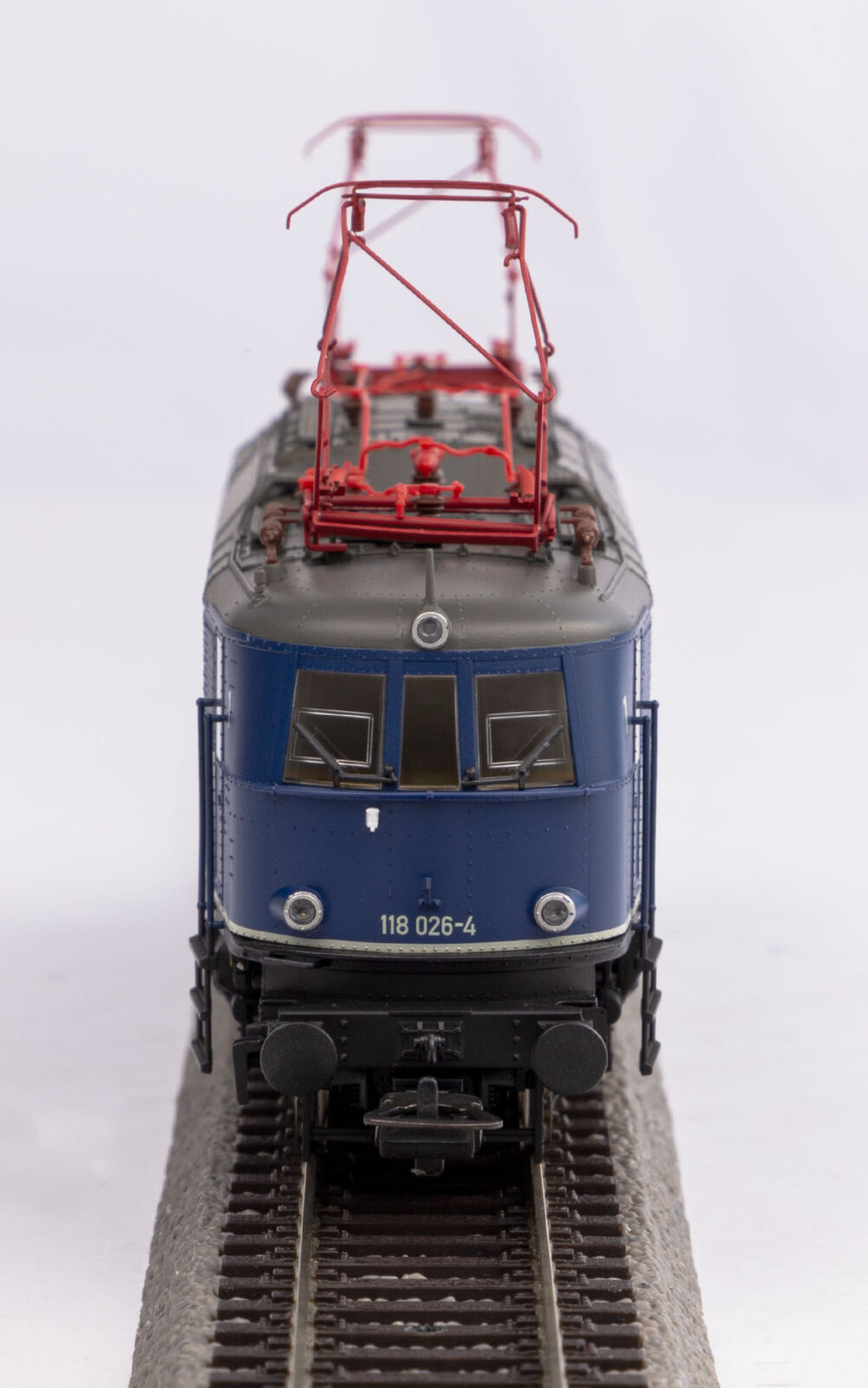 Locomotiva elettrica BR118 DB Epoca IV Scala H0 DS Modellismo Locomotiva elettrica BR118 DB Epoca scala H0