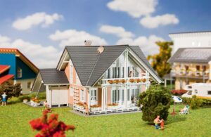 Casa di prestigio scala H0 Faller