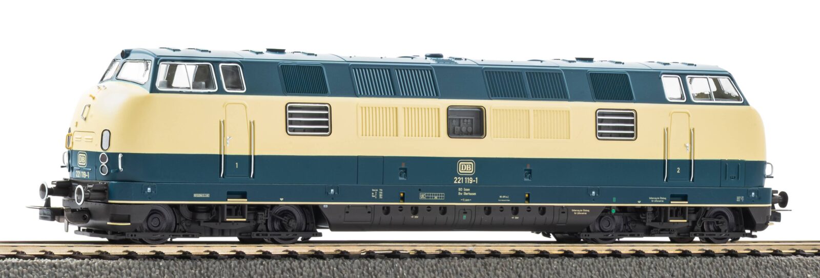 Locomotiva Diesel BR 221 DB Epoca IV Scala H0 DS Modellismo Locomotiva Diesel BR 221 DB Epoca scala H0