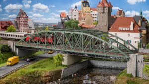 Ponte ad arco a 2 binari scala H0 Faller