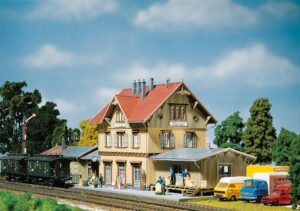 Stazione di Güglingen scala H0 Faller