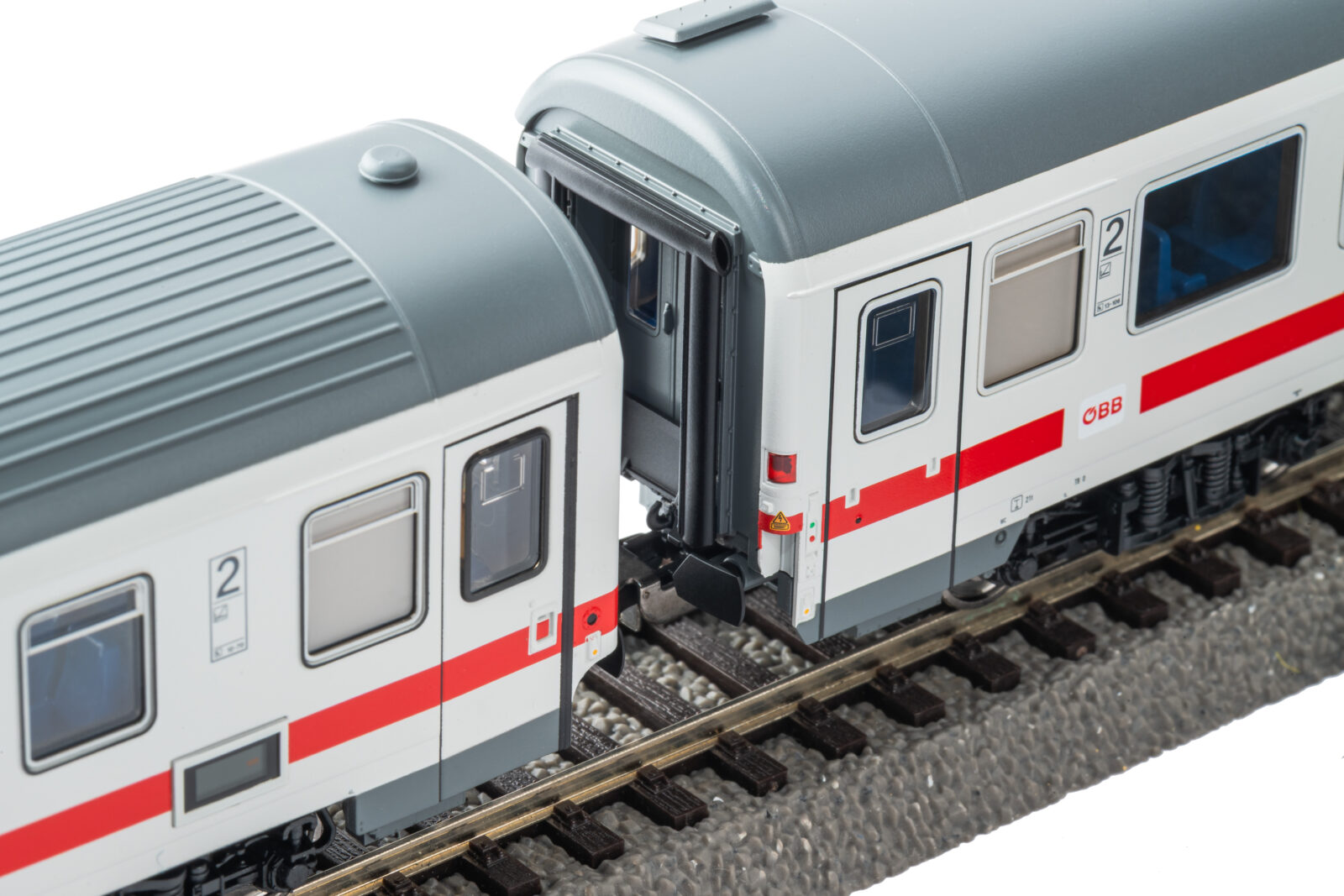 Set 2 Carrozze Passeggeri IC modern 2^ Classe ÖBB Epoca VI Scala H0 DS Modellismo Set 2 Carrozze Passeggeri IC modern scala H0