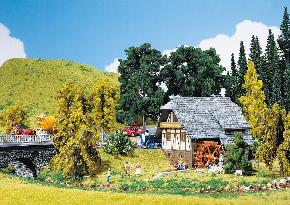 Piccola casa della Foresta Nera Scala H0 DS Modellismo Piccola casa della Foresta Nera scala H0