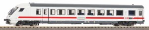 Carrozza Pilota Bpmmbdzf 2^ Classe scala H0