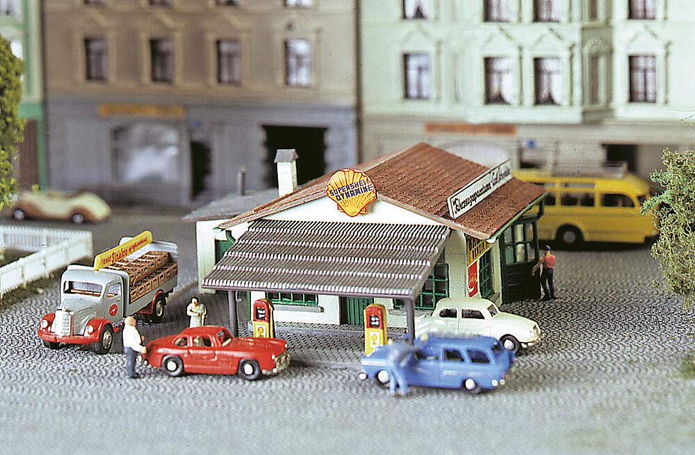 Stazione di servizio Scala N DS Modellismo Stazione di servizio scala N Faller