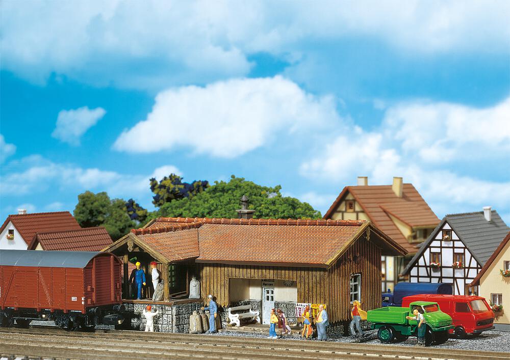 Stazione di servizio Scala N DS Modellismo Stazione di servizio scala N Faller