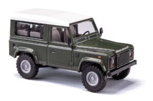 Land Rover Def.90 verde scala H0 Busch