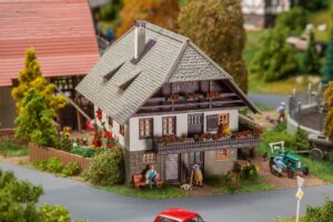Oberprechtal Casa dei lavoratori scala H0