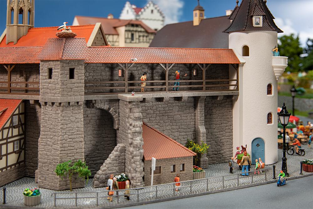 Mura della città vecchia con ampliamento Scala H0 DS Modellismo Mura della città vecchia scala H0
