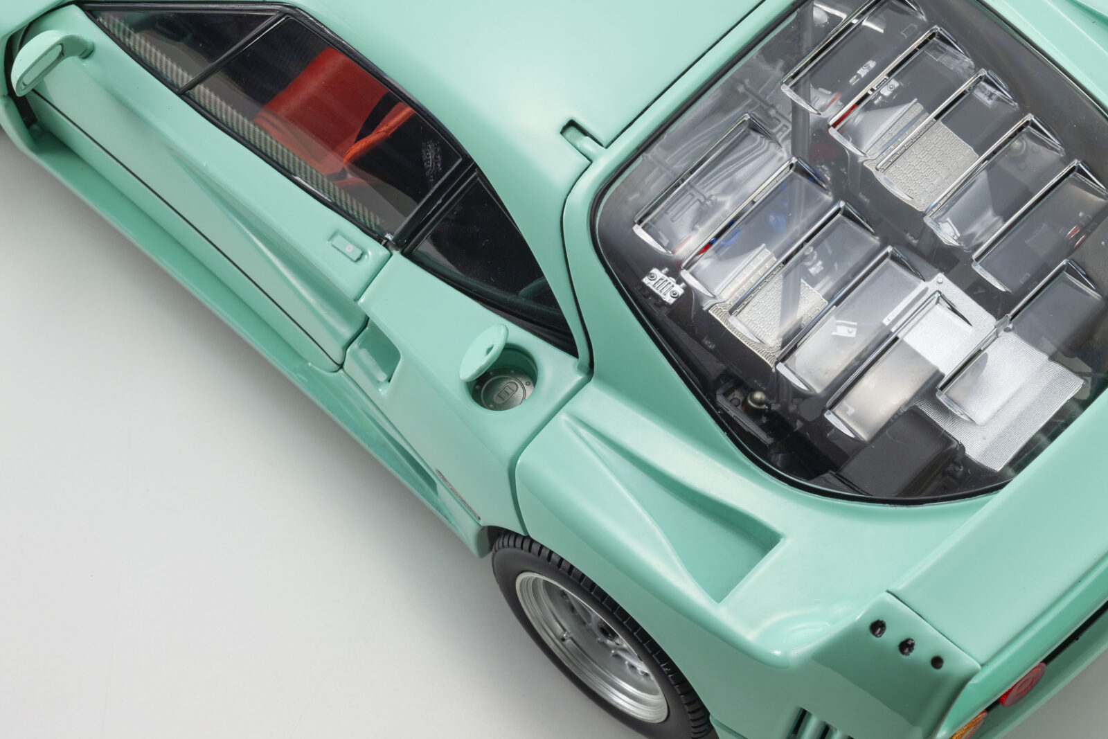 Ferrari F40 DS Modellismo Ferrari F40 scala 1:18 Kyosho