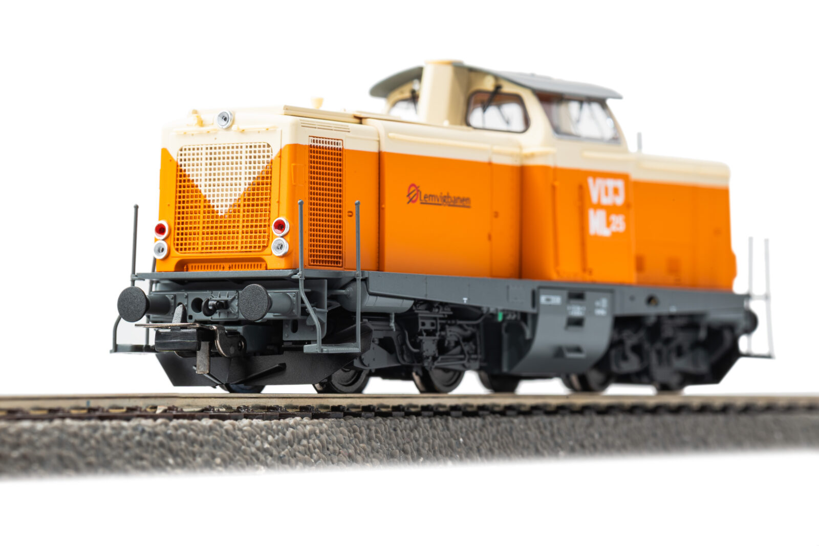 Locomotiva Diesel / Sound BR 211 VLTJ Epoca V - Versione in Corrente Alternata Scala H0 DS Modellismo Locomotiva Diesel / Sound BR 211 scala H0
