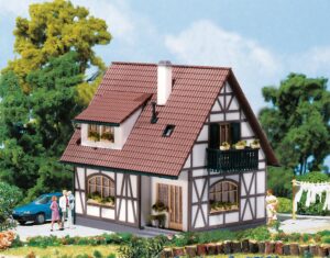 Casa indipendente scala H0 Faller