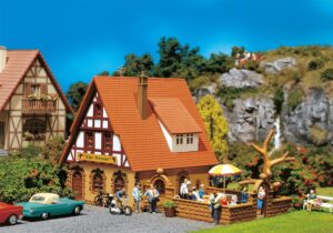 Locanda di Krone scala H0 Faller