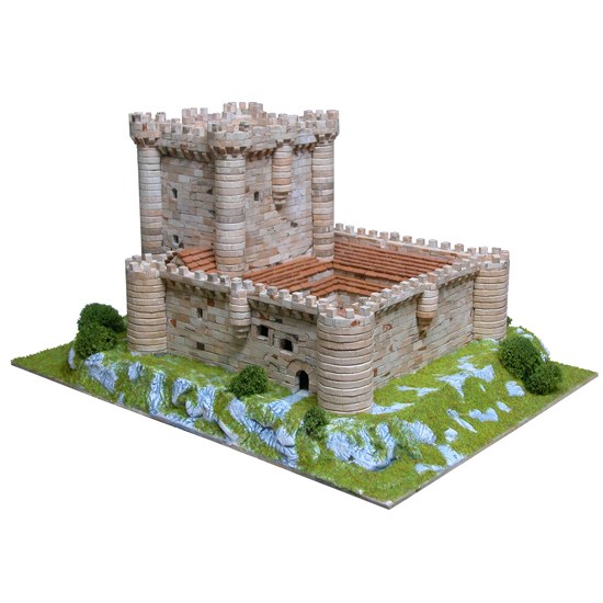 Castello di Fuensaldana Espana Sec.XV PCS 3000 Scala 1:150 DS Modellismo Castello di Fuensaldana Espana Sec.XV PCS 3000 Scala 1:150