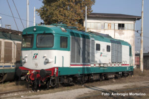 Locomotiva Diesel / Sound D.445 1. scala H0