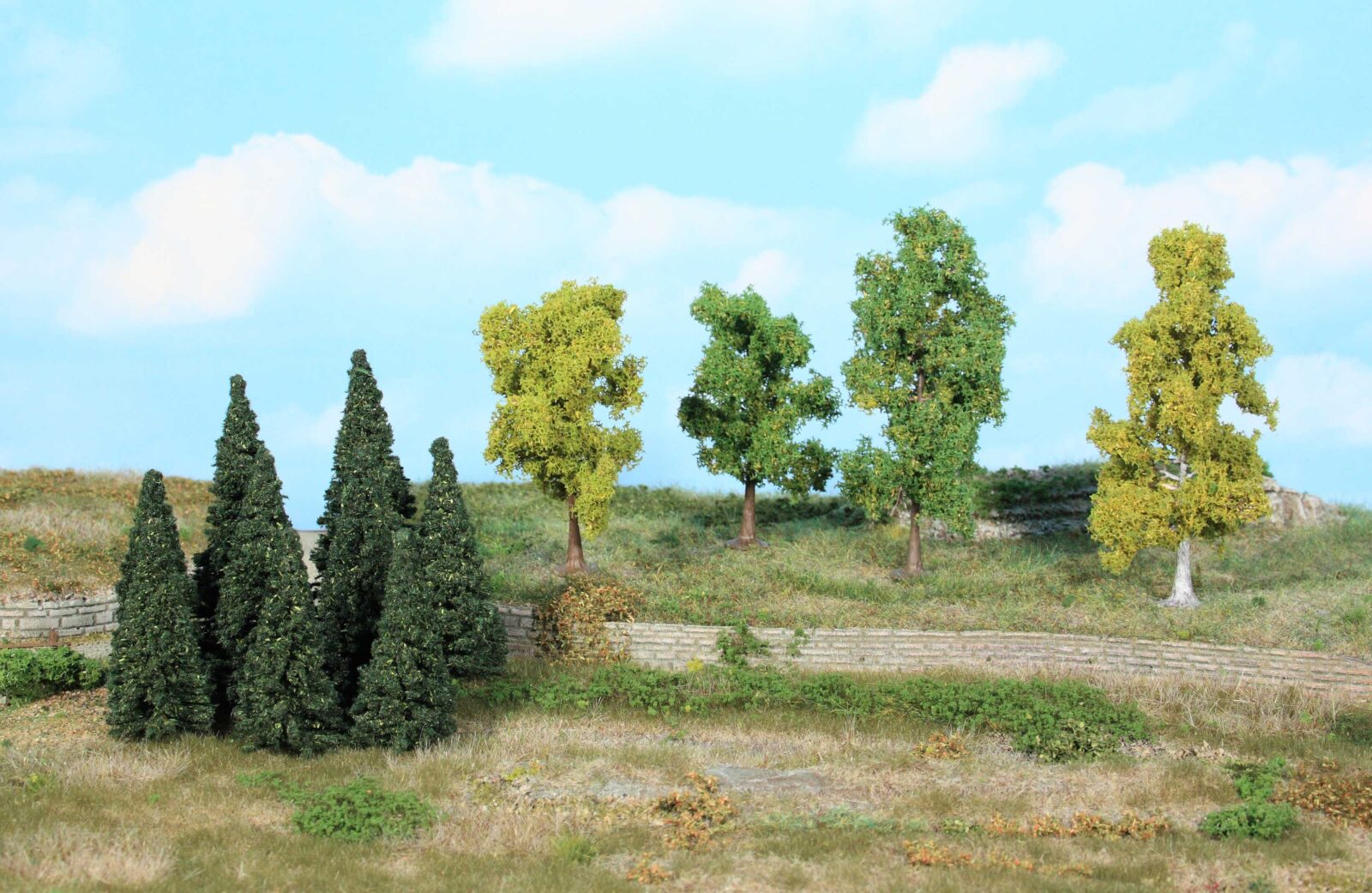 Mini foresta, 30 alberi frondosi / 5-11 cm Scala H0 DS Modellismo Mini foresta, 30 alberi frondosi / scala H0
