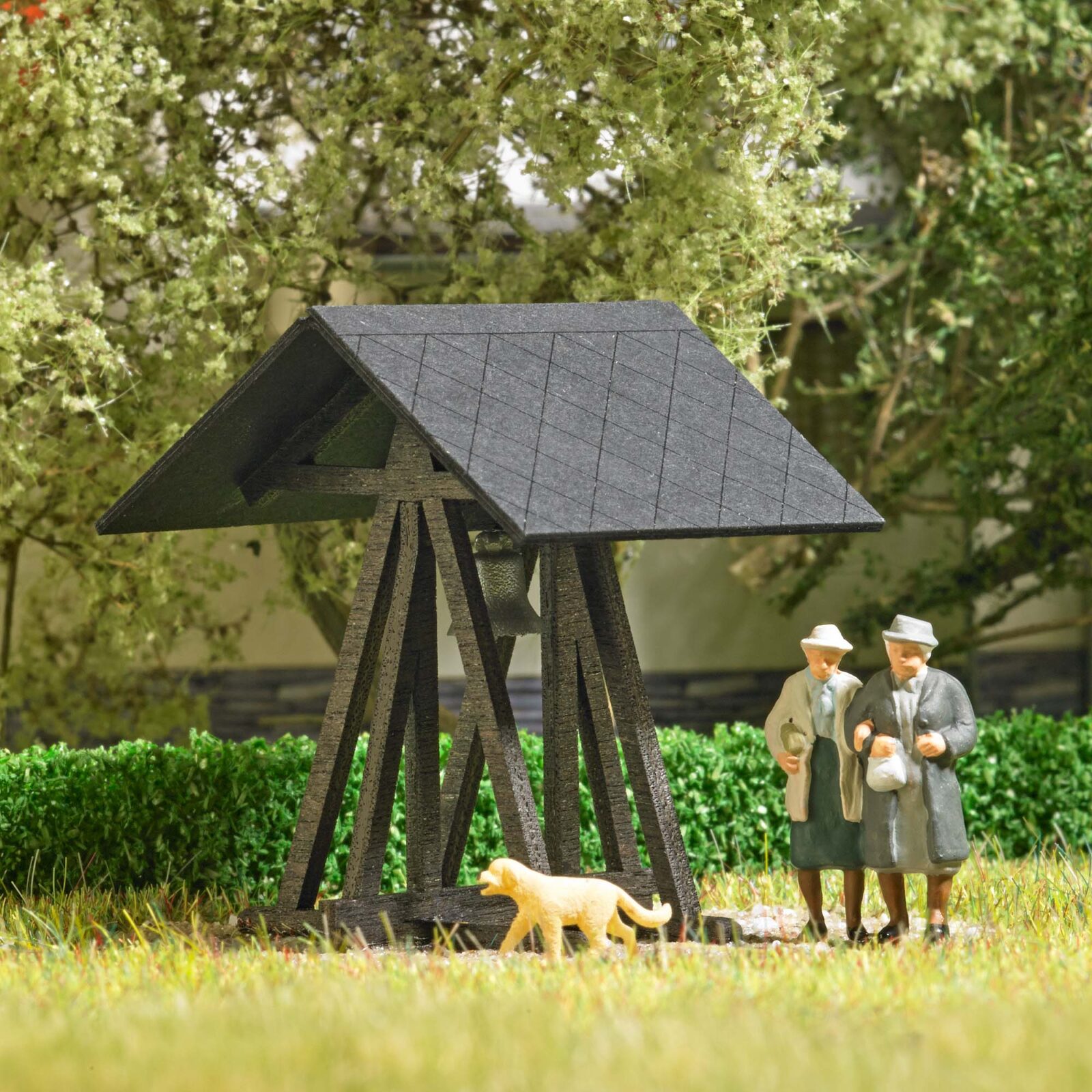 Campana della pace con pensilina Scala H0 DS Modellismo Campana della pace pensilina scala H0 Busch