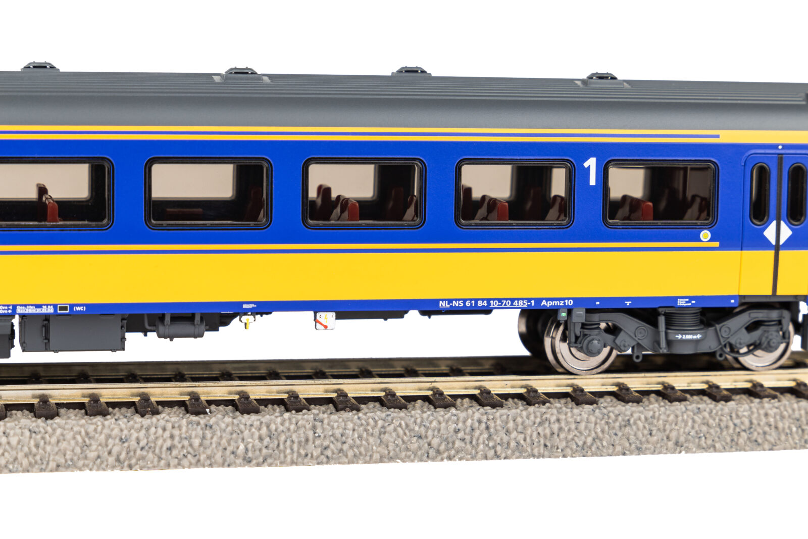 Carrozza Passeggeri ICR 1^ Classe NS VI Scala H0 DS Modellismo Carrozza Passeggeri ICR 1^ Classe scala H0 - vista 3