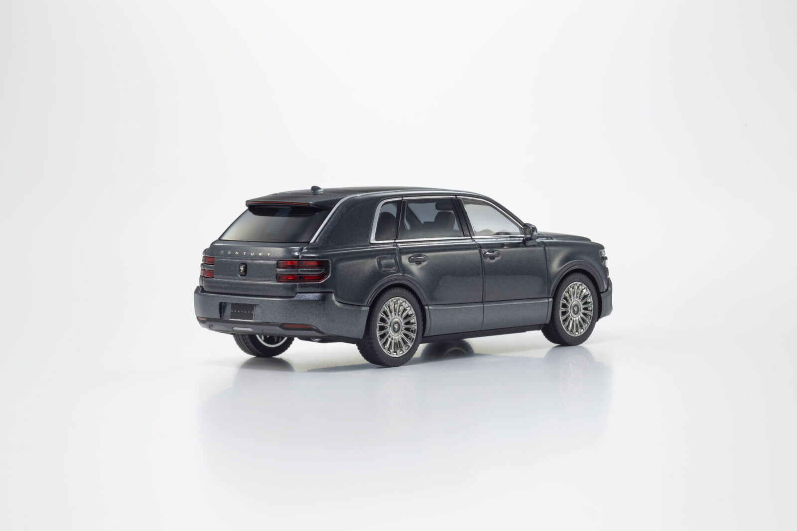 Toyota Century DS Modellismo Toyota Century scala 1:43 Kyosho