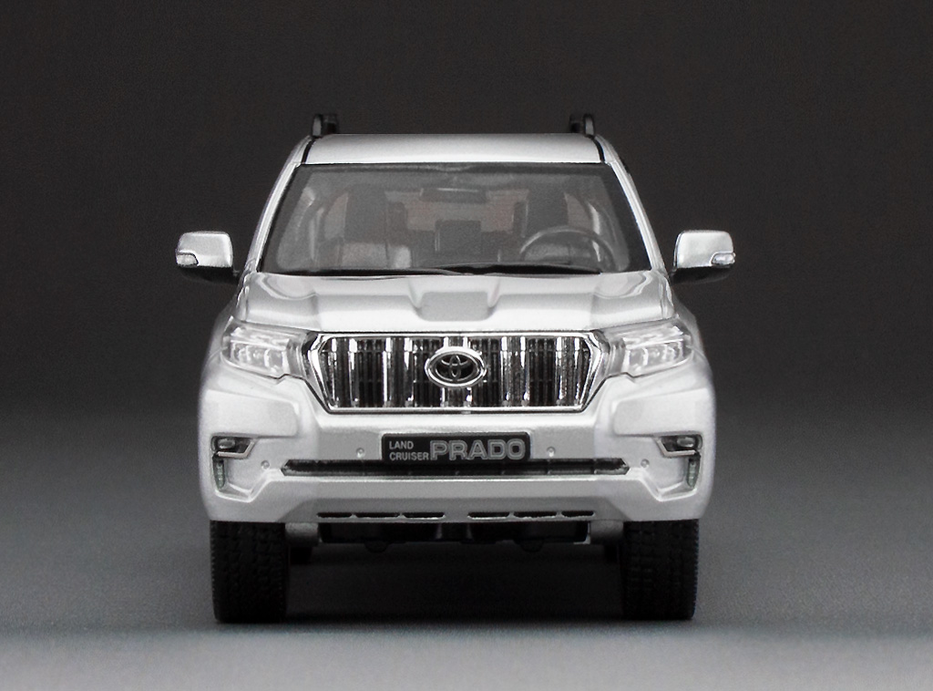 Toyota Land Cruiser Prado 2018 DS Modellismo Toyota Land Cruiser Prado scala 1:43 Vitesse