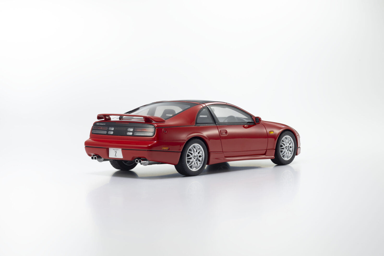 Nissan Fairlady Z (Z32) Versione R2by2 DS Modellismo Nissan Fairlady Z Versione R2by2 scala 1:18