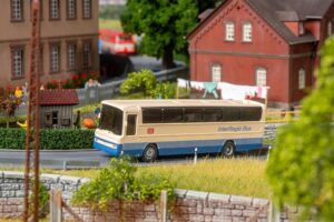 MB O 303 InterRegio Bus (WIKING) scala H0